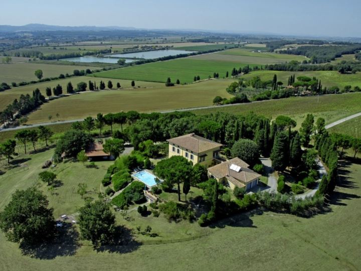 VILLA DEL FALCO