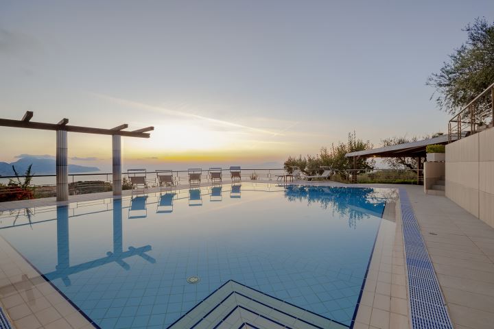 VILLA LILIANA